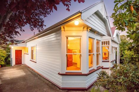 Photo of property in 17 Brownville Crescent, Maori Hill, Dunedin, 9010