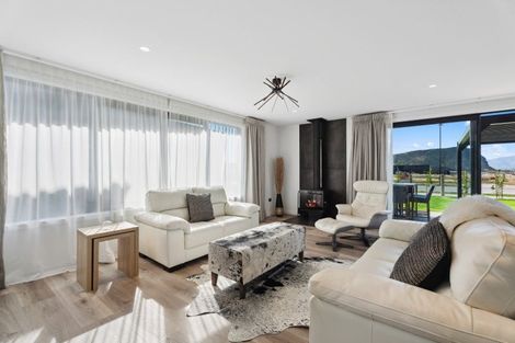 Photo of property in 3b Wallace Place, Westown, New Plymouth, 4310