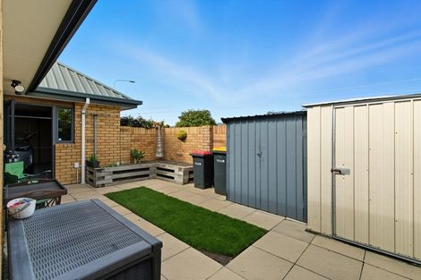 Photo of property in 1/5 Jadewynn Place, Halswell, Christchurch, 8025