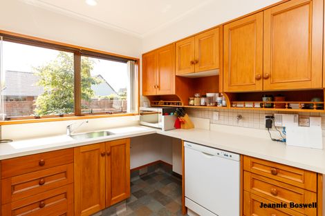 Photo of property in 43 Ihaka Street, Hokowhitu, Palmerston North, 4410