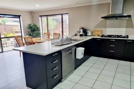 Photo of property in 21 Cambrian Street, Churton Park, Wellington, 6037