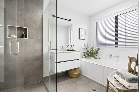 Photo of property in 52 Peterley Road, Lower Shotover, Queenstown, 9304