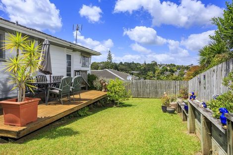 Photo of property in 3 Intrepid Place, Torbay, Auckland, 0630