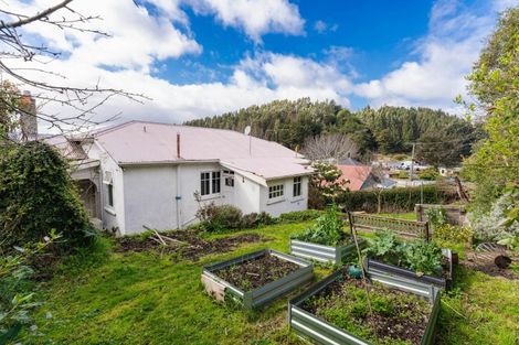 Photo of property in 9 Glenross Street, Glenross, Dunedin, 9011