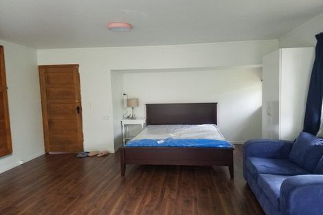 Photo of property in 7 Geoffrey Road, Torbay, Auckland, 0630