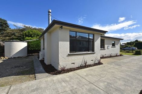 Photo of property in 26 Flora Road West, Makarewa, Invercargill, 9876