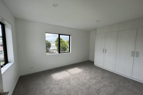 Photo of property in 10 Matukutureia Lane, Manurewa, Auckland, 2102