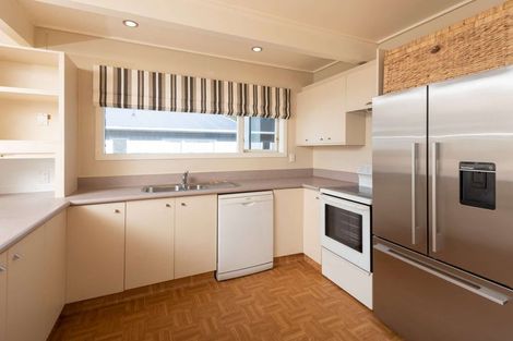 Photo of property in 15 Nagpur Terrace, Broadmeadows, Wellington, 6035