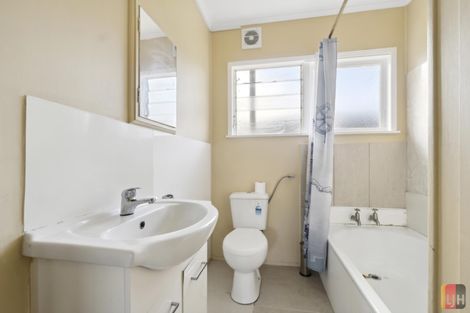 Photo of property in 27a Alexander Avenue, Papatoetoe, Auckland, 2025