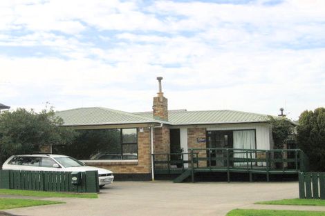 Photo of property in 2a Tui Street, Mount Maunganui, 3116