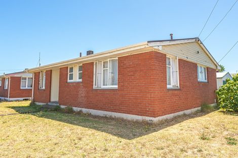 Photo of property in 15 Matipo Street, Castlecliff, Whanganui, 4501