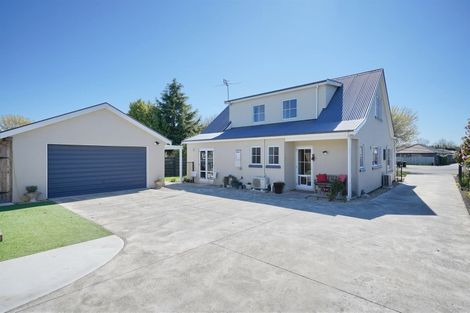 Photo of property in 33 Taranaki Drive, Woodend, 7610