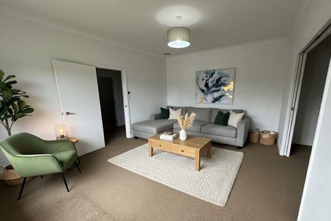 Photo of property in 1/18 Coles Crescent, Papakura, 2110