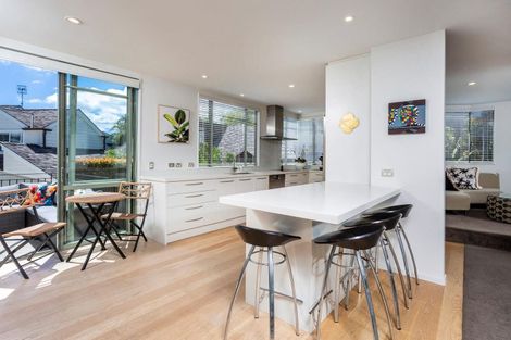 Photo of property in 46b Clifton Road, Hauraki, Auckland, 0622