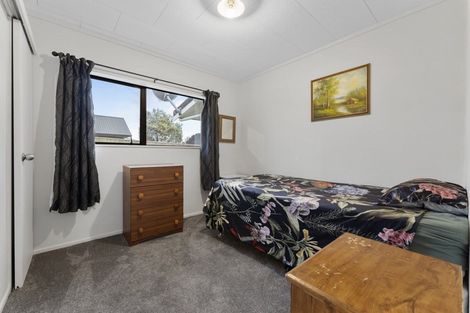 Photo of property in 15 Hanmer Place, Highbury, Palmerston North, 4412