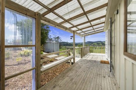 Photo of property in 158 Waiteitei Road, Wellsford, 0974