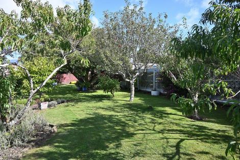 Photo of property in 30 Queen Street, Westport, 7825