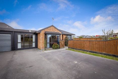 Photo of property in 1/22 Leander Street, Northcote, Christchurch, 8052