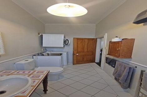 Photo of property in 35a Grant Road, Thorndon, Wellington, 6011