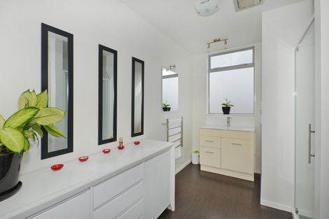 Photo of property in 39 Russell Road, Wainuiomata, Lower Hutt, 5014