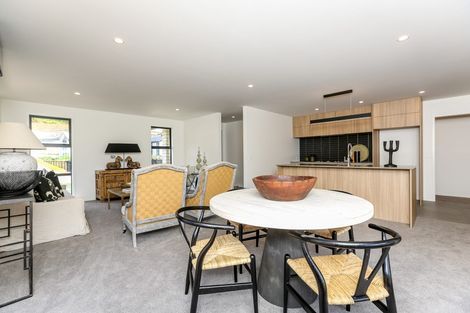 Photo of property in 31 Sycamore Grove, Lower Vogeltown, New Plymouth, 4310