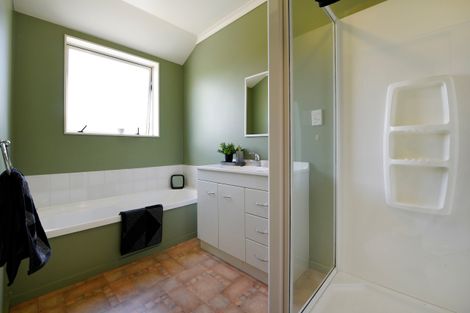 Photo of property in 42 Starveall Street, Brightwater, 7022