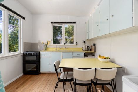 Photo of property in 10 Crescent Street, Purakaunui, Port Chalmers, 9081