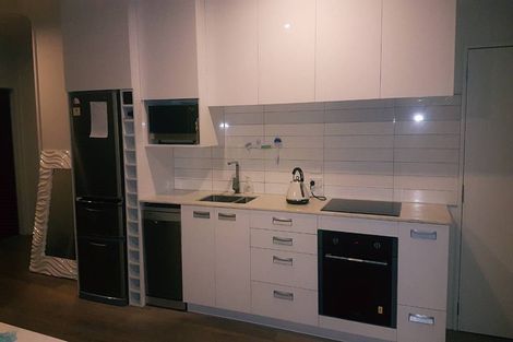 Photo of property in 10/27 Powell Street, Avondale, Auckland, 1026