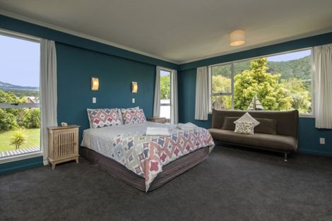 Photo of property in 5 Huia Street, Waikawa, Picton, 7220