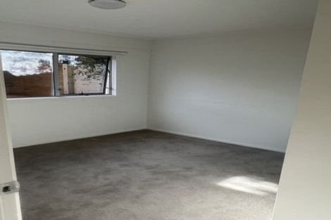 Photo of property in 2/36 Saddleback Rise, Murrays Bay, Auckland, 0630