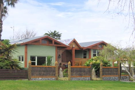 Photo of property in 30 Goods Road, Otumoetai, Tauranga, 3110