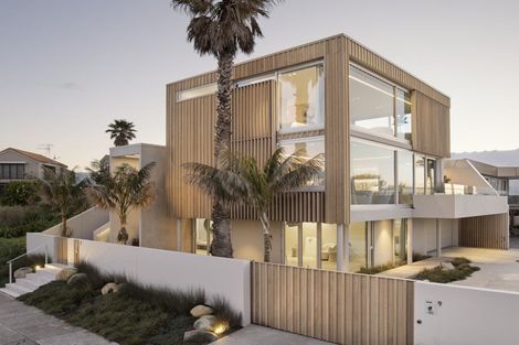 Photo of property in 7 Surf Road, Mount Maunganui, 3116