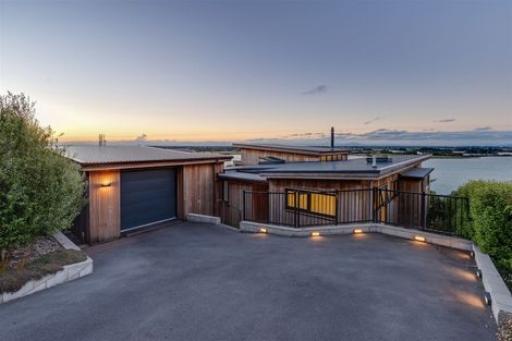 Photo of property in 45 Saint Andrews Hill Road, Mount Pleasant, Christchurch, 8081