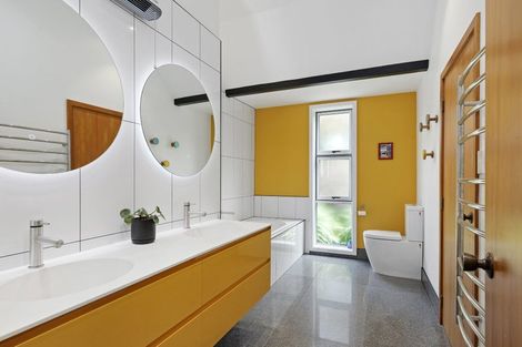 Photo of property in 25 Cricklewood Place, Avonhead, Christchurch, 8042