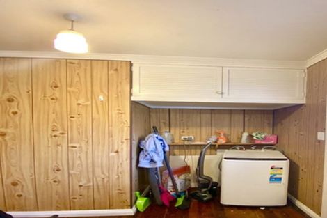 Photo of property in 2/5 Ruahine Street, Trentham, Upper Hutt, 5018