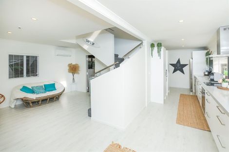 Photo of property in 11 Creagh Street, Tapu, Thames, 3575