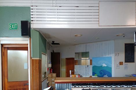 Photo of property in 106 Egmont Street, Patea, 4520