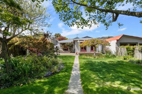 Photo of property in 7 Rangiora Street, Woburn, Lower Hutt, 5010