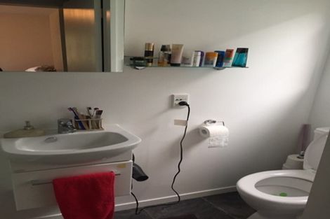 Photo of property in 2 Meadowcroft Grove, Johnsonville, Wellington, 6037