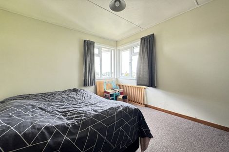 Photo of property in 12 Monowai Road, Johnsonville, Wellington, 6037