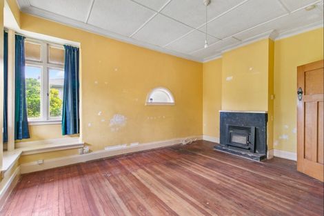 Photo of property in 16 Liverpool Street, Levin, 5510