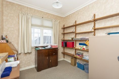 Photo of property in 392 Bay View Road, Saint Clair, Dunedin, 9012