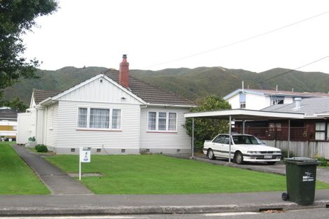 Photo of property in 4 Raymond Terrace, Fairfield, Lower Hutt, 5011