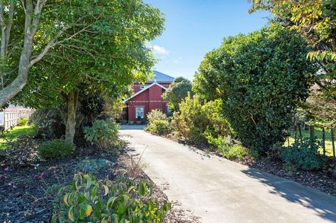 Photo of property in 543 Manutahi Road, Lepperton, New Plymouth, 4373