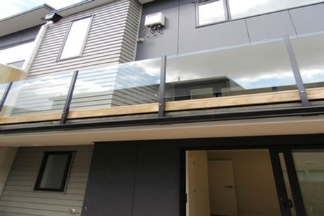 Photo of property in 16/5 Perekia Street, Albany, Auckland, 0632