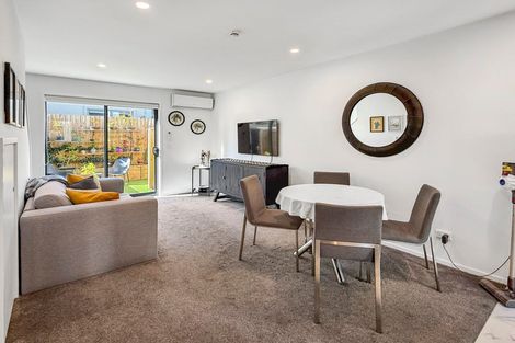 Photo of property in 5/16 Nova Place, Christchurch Central, Christchurch, 8011