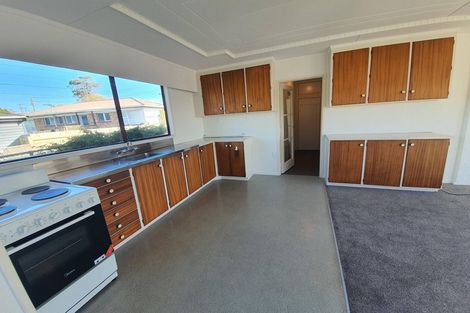 Photo of property in 1/80 Glengarry Road, Glen Eden, Auckland, 0602