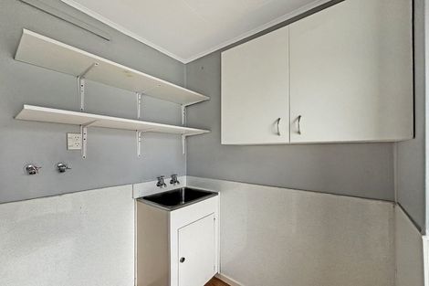 Photo of property in 270b Wellington Road, Wainuiomata, Lower Hutt, 5014