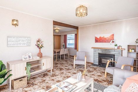 Photo of property in 23 Cara Crescent, Paparangi, Wellington, 6037