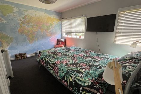 Photo of property in 12 Stoke Street, Westown, New Plymouth, 4310